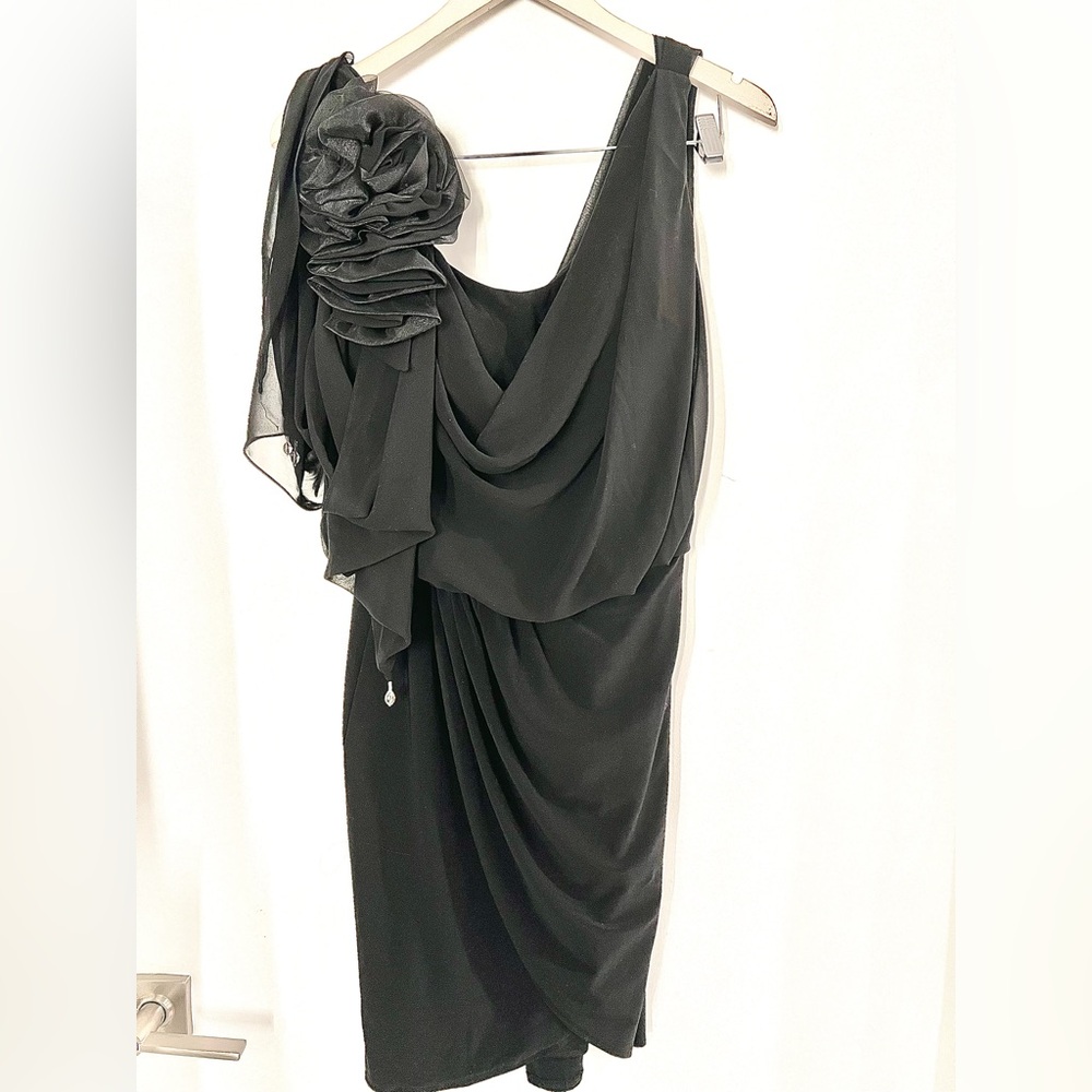 Mon Cheri Elegant Black Dress size 6